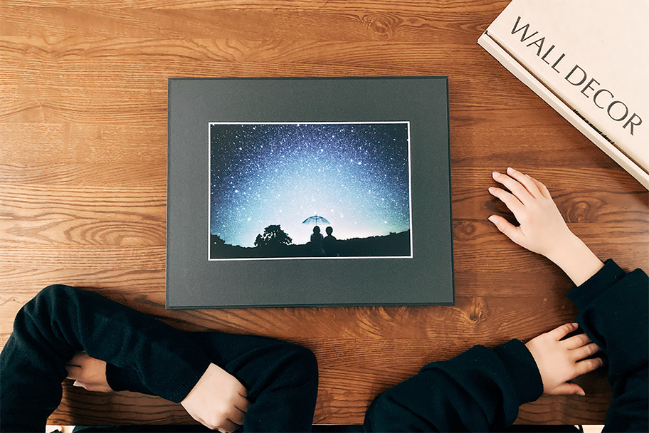 「WALL DECOR」は贈り物にも